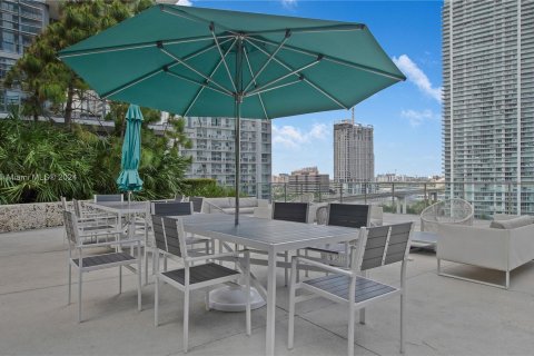 Condo in Miami, Florida, 1 bedroom  № 1081320 - photo 14