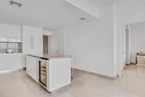 Condominio en venta en Miami, Florida, 1 dormitorio, 82.03 m2 № 1081320 - foto 7