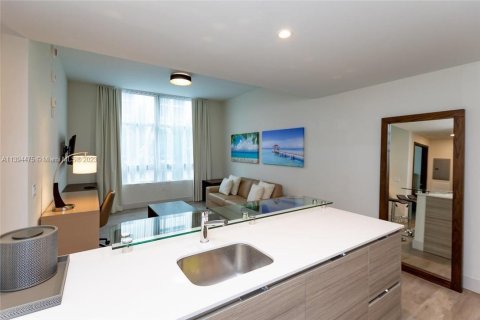 Hotel in Hollywood, Florida 1 bedroom, 56.48 sq.m. № 524506 - photo 2