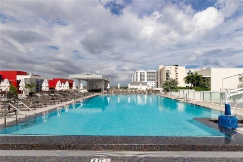 Hotel in Hollywood, Florida 1 bedroom, 56.48 sq.m. № 524506 - photo 25