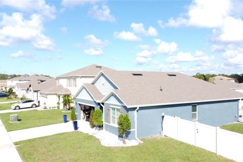 Casa en venta en Saint Cloud, Florida, 4 dormitorios, 171.5 m2 № 1392545 - foto 21