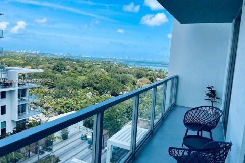 Condo in Miami, Florida, 1 bedroom  № 1282899 - photo 1