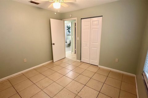 House in Tampa, Florida 3 bedrooms, 91.79 sq.m. № 1424693 - photo 14