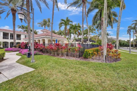Condominio en venta en Palm Beach Gardens, Florida, 3 dormitorios, 274.34 m2 № 1003752 - foto 14