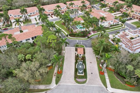 Condominio en venta en Palm Beach Gardens, Florida, 3 dormitorios, 274.34 m2 № 1003752 - foto 11