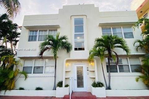 Condominio en venta en Miami Beach, Florida, 1 dormitorio, 52.77 m2 № 450065 - foto 1