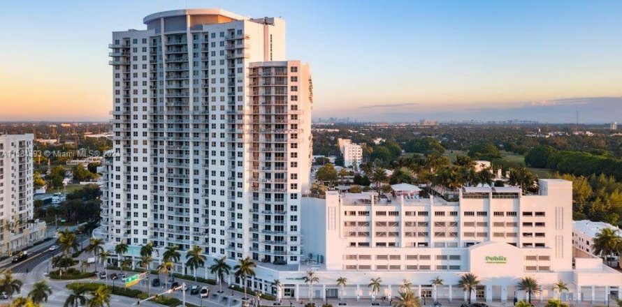 Condo in Hollywood, Florida, 1 bedroom  № 1168450