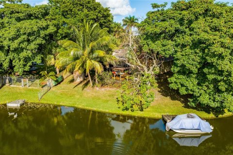 Villa ou maison à vendre à Coconut Creek, Floride: 3 chambres, 163.97 m2 № 1290670 - photo 28