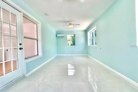 Casa en venta en Saint Petersburg, Florida, 3 dormitorios, 162.11 m2 № 1341437 - foto 30