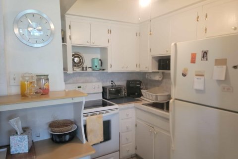 Condo in Hallandale Beach, Florida, 1 bedroom  № 1183151 - photo 3