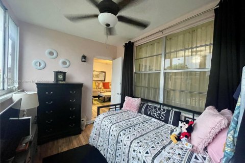 Condo in Sunrise, Florida, 1 bedroom  № 1268761 - photo 27