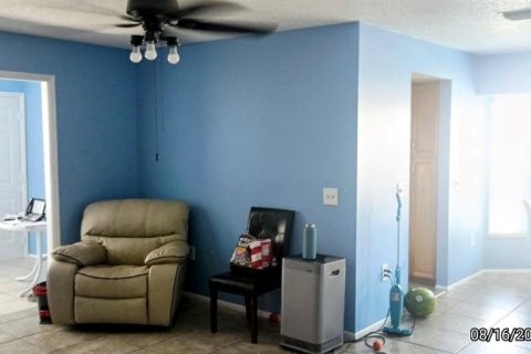 Condo in Port Richey, Florida, 2 bedrooms  № 1333976 - photo 19