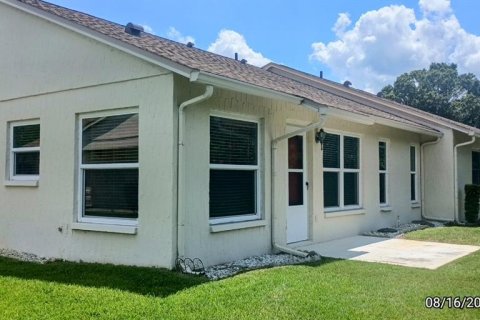 Copropriété à vendre à Port Richey, Floride: 2 chambres, 92.25 m2 № 1333976 - photo 4