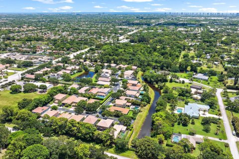 House in Palm Beach Gardens, Florida 3 bedrooms, 172.71 sq.m. № 1187032 - photo 7