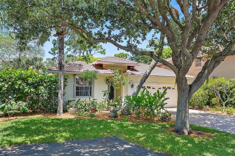 House in Palm Beach Gardens, Florida 3 bedrooms, 172.71 sq.m. № 1187032 - photo 12