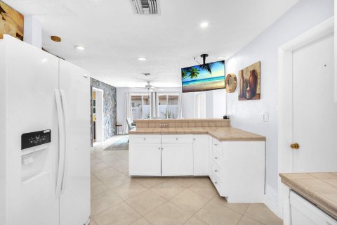 Villa ou maison à vendre à Fort Lauderdale, Floride: 2 chambres, 119.84 m2 № 1187034 - photo 19