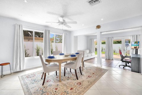 Villa ou maison à vendre à Fort Lauderdale, Floride: 2 chambres, 119.84 m2 № 1187034 - photo 18