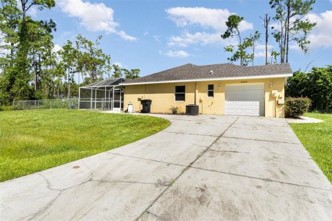 House in North Port, Florida 3 bedrooms, 132.48 sq.m. № 1383355 - photo 26