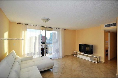 Copropriété à vendre à Hallandale Beach, Floride: 2 chambres, 103.03 m2 № 1176513 - photo 5