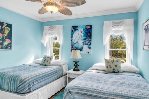 House in Islamorada, Village of Islands, Florida 7 bedrooms, 431.35 sq.m. № 777315 - photo 28