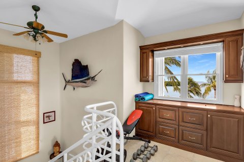 Casa en venta en Islamorada, Village of Islands, Florida, 7 dormitorios, 431.35 m2 № 777315 - foto 21