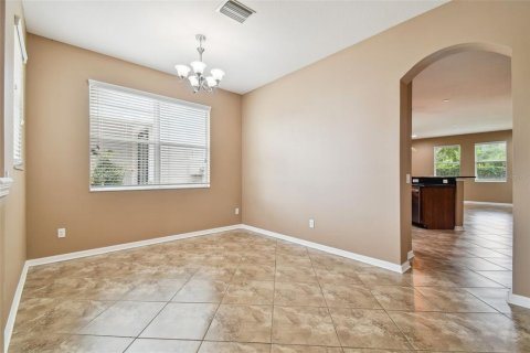 House in Tampa, Florida 4 bedrooms, 242.2 sq.m. № 1361216 - photo 6