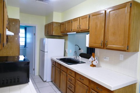 Casa en venta en Okeechobee, Florida, 3 dormitorios, 214.7 m2 № 938893 - foto 28