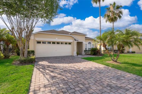 Villa ou maison à vendre à Kissimmee, Floride: 4 chambres, 174.1 m2 № 1261954 - photo 1