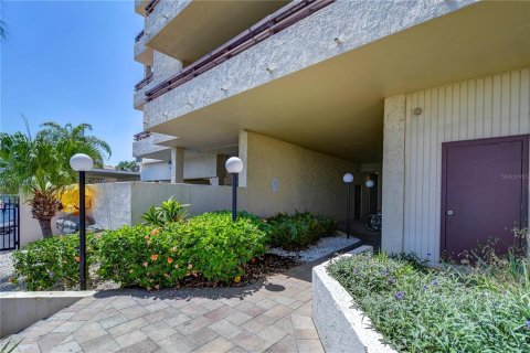 Condominio en venta en Tampa, Florida, 2 dormitorios, 132.29 m2 № 1265183 - foto 15