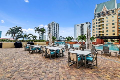 Condominio en venta en Fort Lauderdale, Florida, 2 dormitorios, 123.1 m2 № 1185268 - foto 2