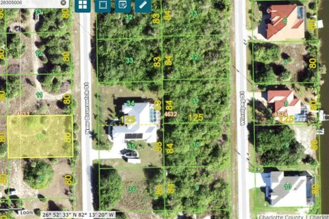 Terrain à vendre à Port Charlotte, Floride № 445069 - photo 1