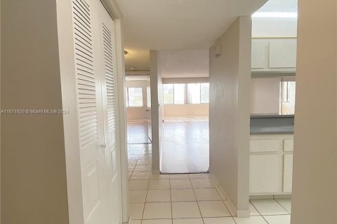 Copropriété à vendre à North Lauderdale, Floride: 2 chambres, 125.42 m2 № 1391914 - photo 11