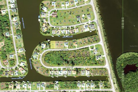 Terreno en venta en Port Charlotte, Florida № 225686 - foto 4