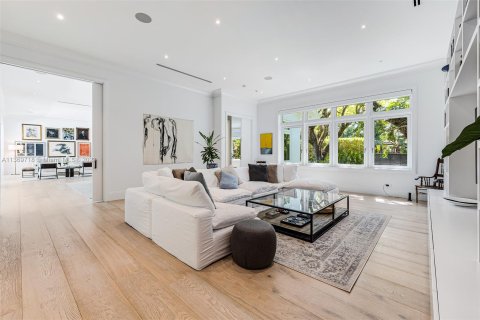 Casa en venta en Coral Gables, Florida, 6 dormitorios, 609.62 m2 № 426114 - foto 18