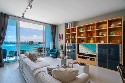 Copropriété à vendre à Miami, Floride: 2 chambres, 104.79 m2 № 1081274 - photo 1