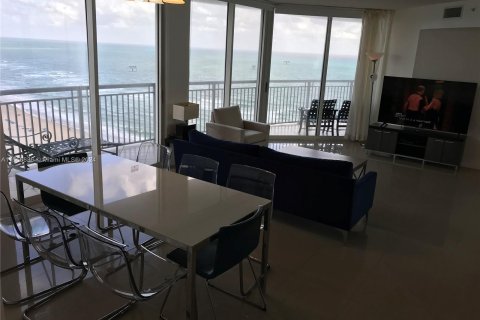 Copropriété à vendre à Sunny Isles Beach, Floride: 3 chambres, 172.8 m2 № 1081227 - photo 5