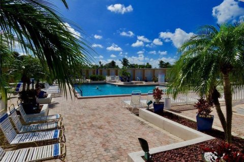 Condominio en venta en Fort Lauderdale, Florida, 2 dormitorios № 764725 - foto 5