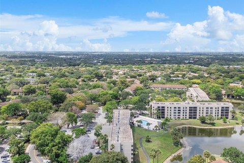 Copropriété à vendre à Coconut Creek, Floride: 2 chambres, 99.41 m2 № 1176254 - photo 29