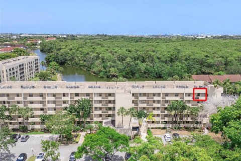 Copropriété à vendre à Coconut Creek, Floride: 2 chambres, 99.41 m2 № 1176254 - photo 20