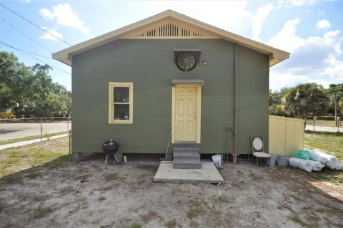 House in Tampa, Florida 3 bedrooms, 84.73 sq.m. № 533613 - photo 13