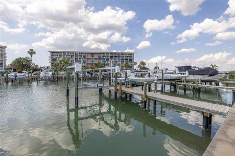 Touwnhouse à vendre à Treasure Island, Floride: 2 chambres, 117.06 m2 № 1245607 - photo 29