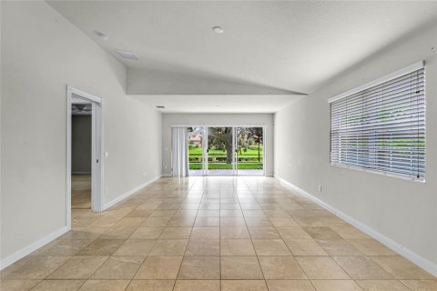 Duplex à vendre à Orlando, Floride: 2 chambres, 156.08 m2 № 1355620 - photo 8