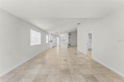 Duplex à vendre à Orlando, Floride: 2 chambres, 156.08 m2 № 1355620 - photo 10