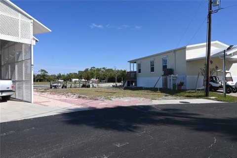 Terreno en venta en Englewood, Florida № 1016527 - foto 3