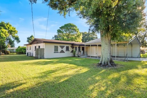 House in Winter Haven, Florida 3 bedrooms, 140.47 sq.m. № 1382514 - photo 25