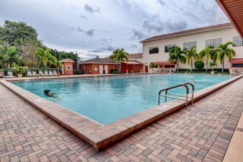 Copropriété à vendre à Boca Raton, Floride: 2 chambres, 81.75 m2 № 750370 - photo 3