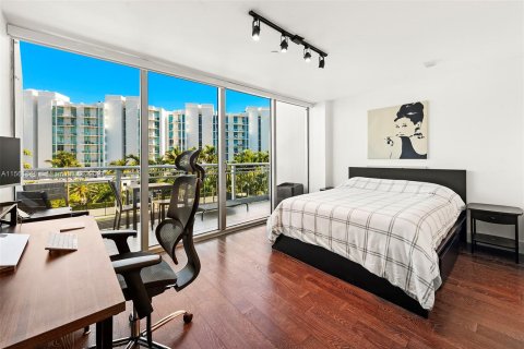 Condo in Aventura, Florida, 3 bedrooms  № 1097274 - photo 16