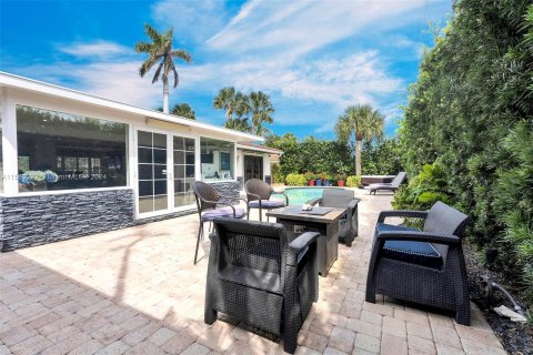 Villa ou maison à vendre à Pompano Beach, Floride: 3 chambres № 1097187 - photo 17