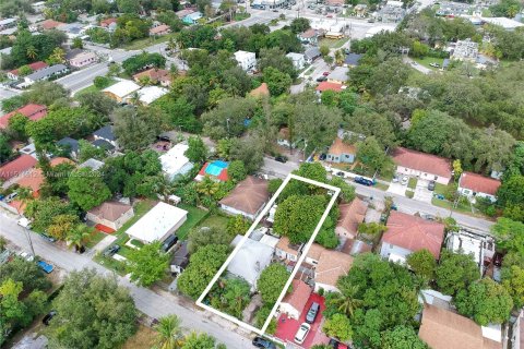 Купить земельный участок в Майами, Флорида № 949590 - фото 8