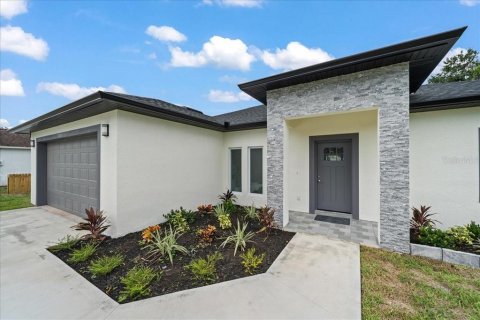 House in PORT ST. JOHN in Cocoa, Florida 4 bedrooms, 156.82 sq.m. № 1354154 - photo 4